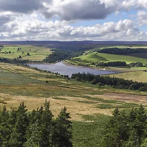 Lodge Swinton Bivouac